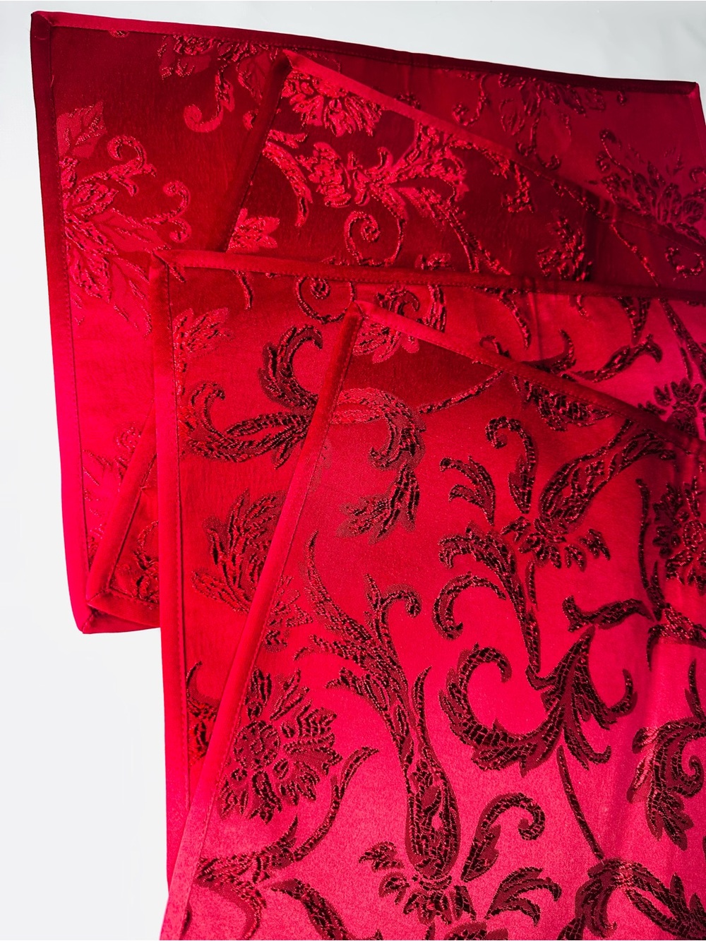 Elegant Set of 4 Red Damask Jacquard Holiday Placemats